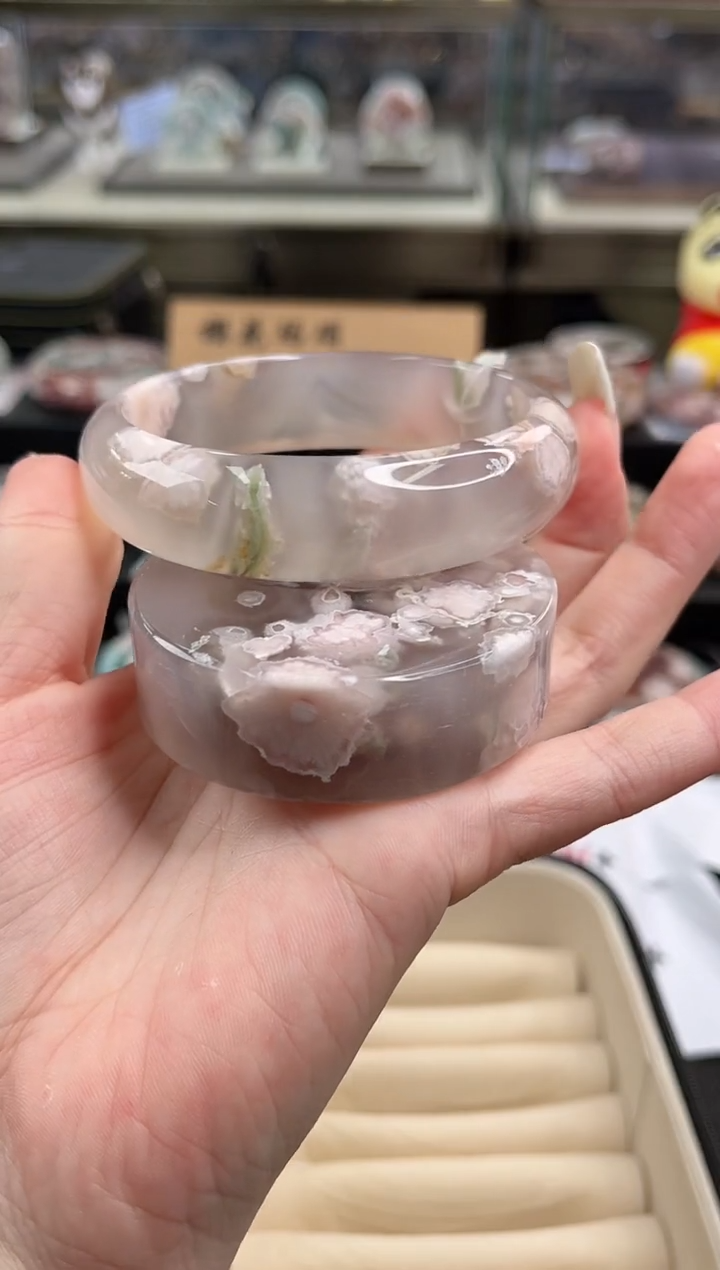 未镶嵌手镯石英质玉63圈口（赠品镯心）S909331