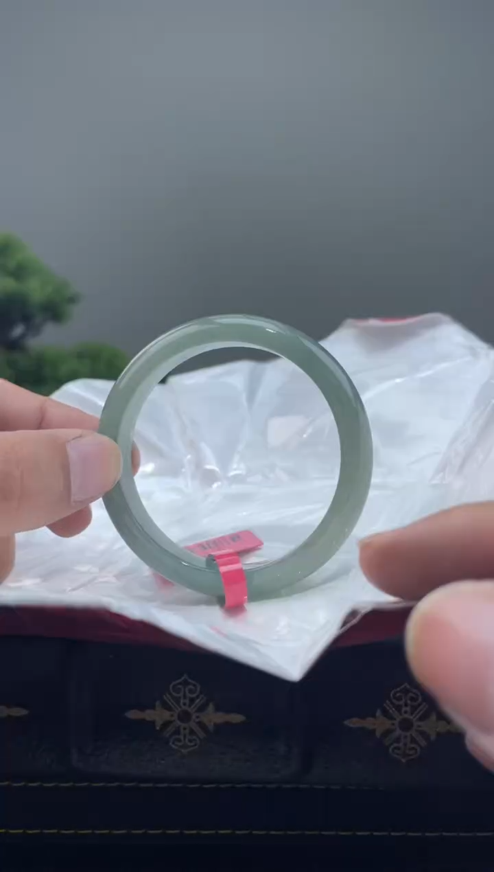 【闪购商品】翡翠手镯未镶嵌手镯5