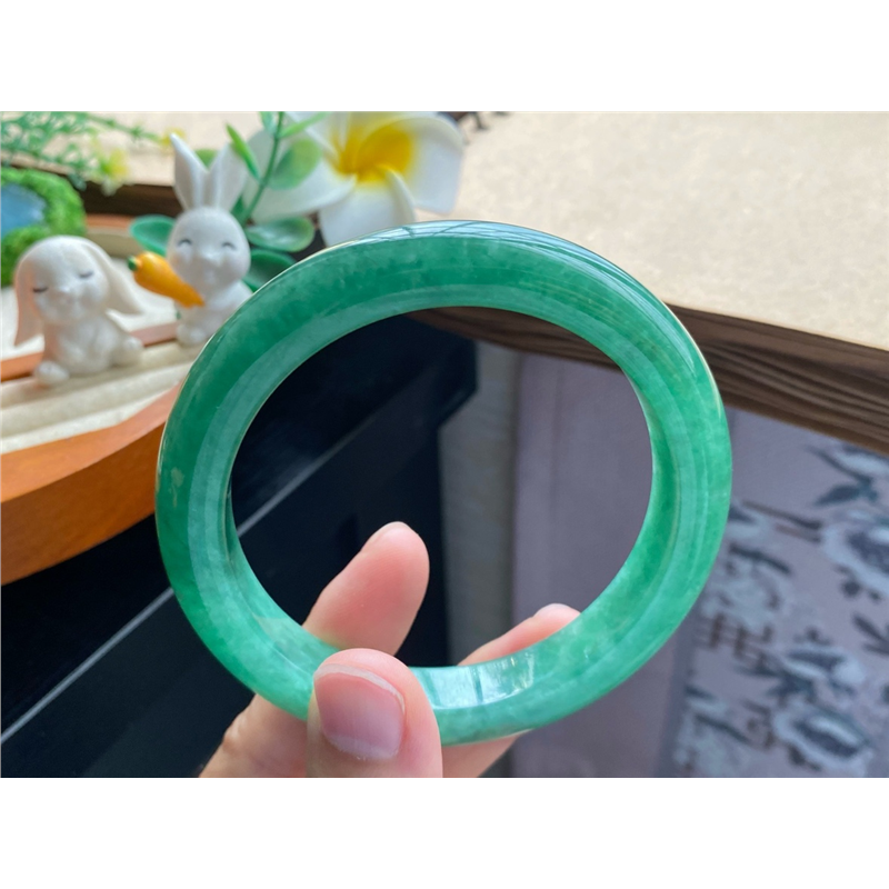 931期正圈菠菜绿8734号62.1-11.6-9.6 大圈口！天然翡翠手镯