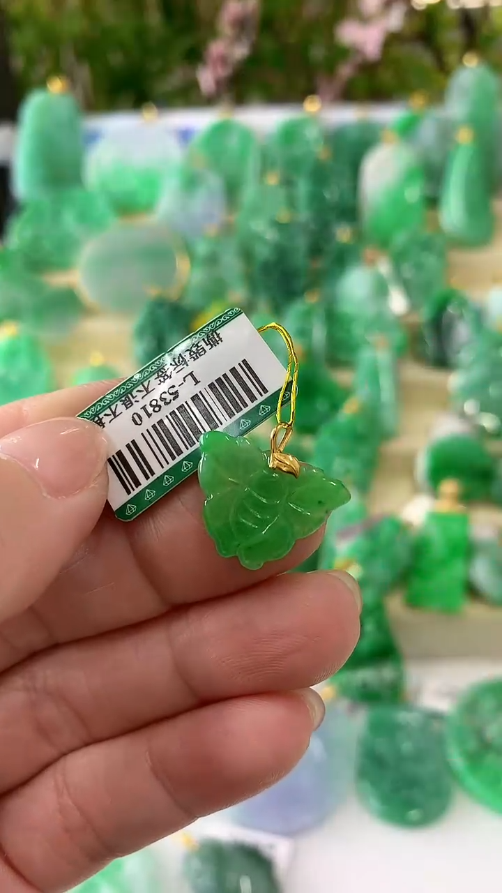 【闪购商品】翡翠吊坠(不含链)18K金镶嵌挂件