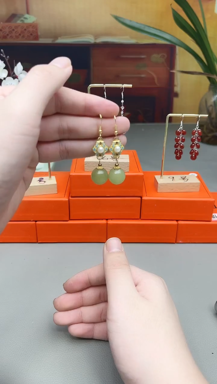 未镶嵌东陵石耳饰520