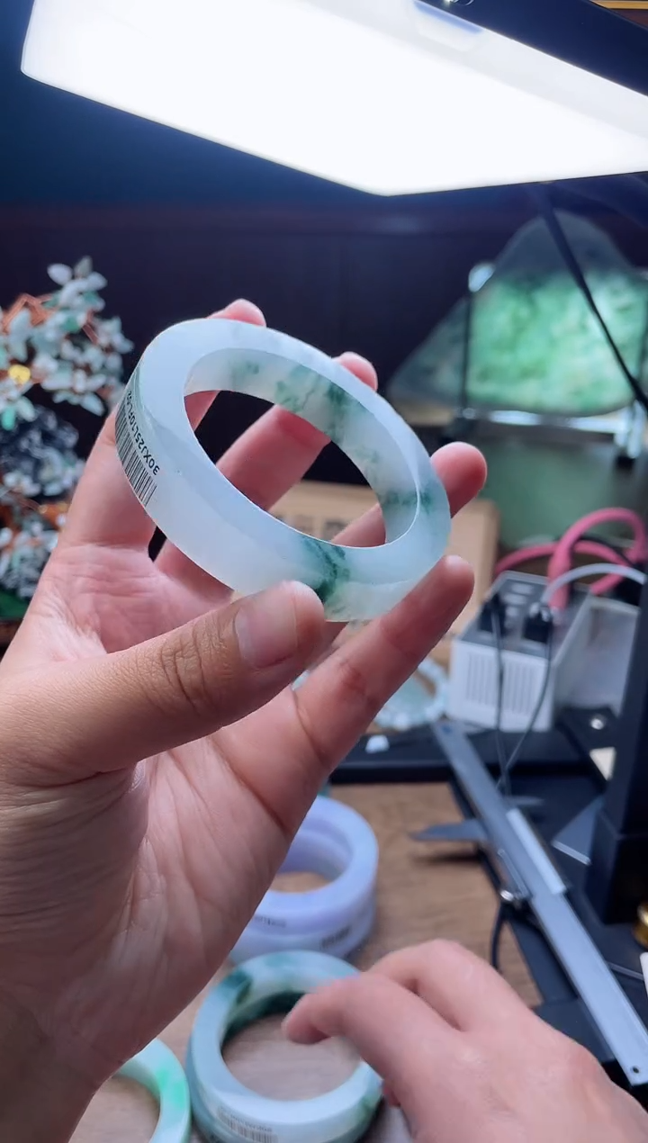 【闪购商品】定制翡翠手镯未镶嵌定制