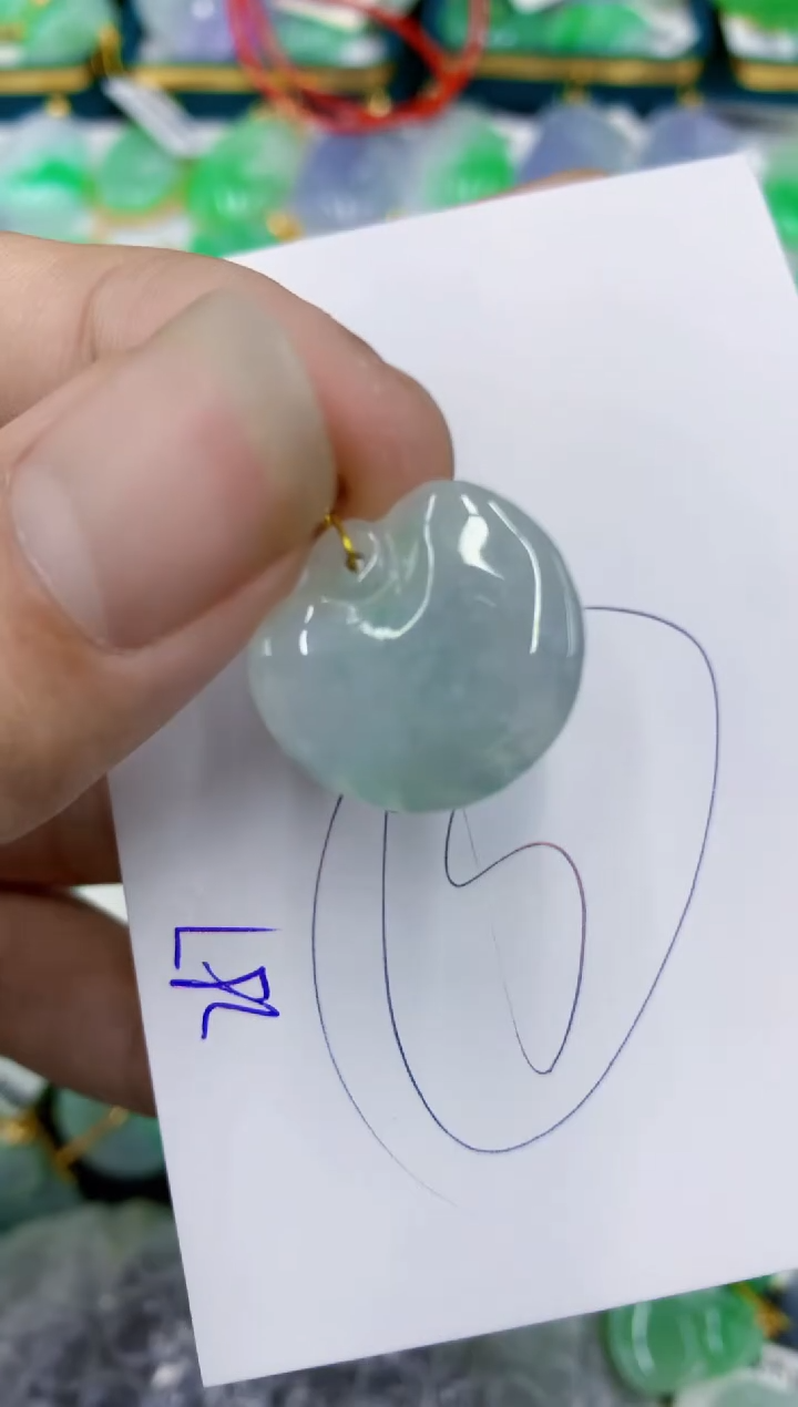 翡翠未镶嵌颈饰1111111111