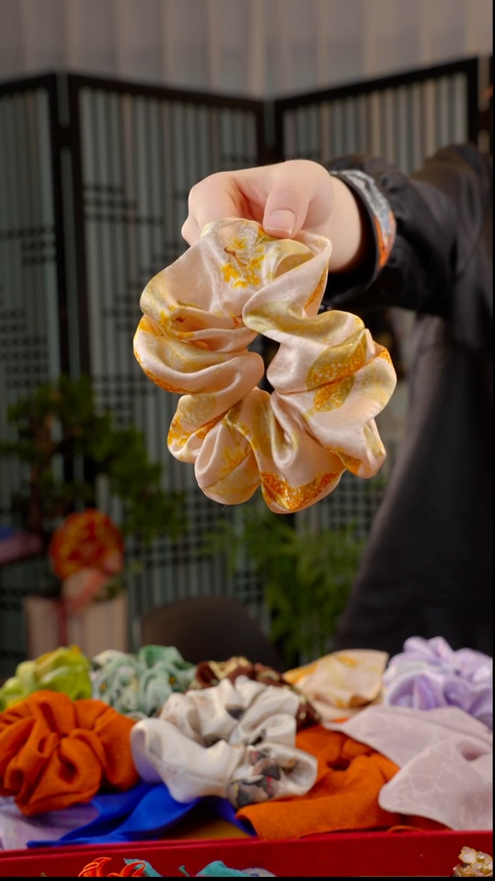 刺绣方*豆非遗苏绒花手工饰品