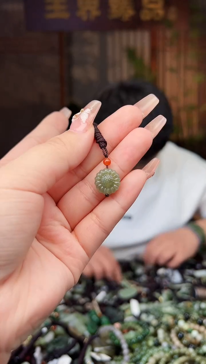 【闪购商品】和田玉颈饰未镶嵌多样性发一