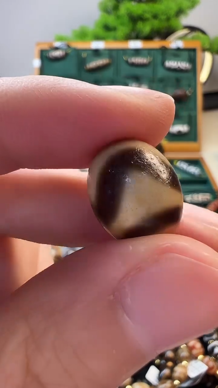 玛瑙/玉髓（覆膜）颈饰未镶嵌73（微瑕随机发货）