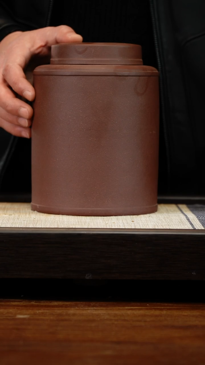 茶壶紫砂紫泥茶叶罐