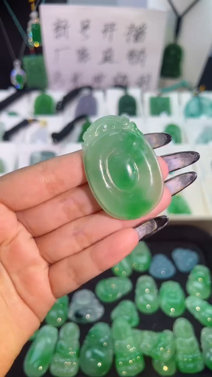【闪购商品】翡翠手串未镶嵌翡翠颈饰未镶嵌天然翡翠吊坠