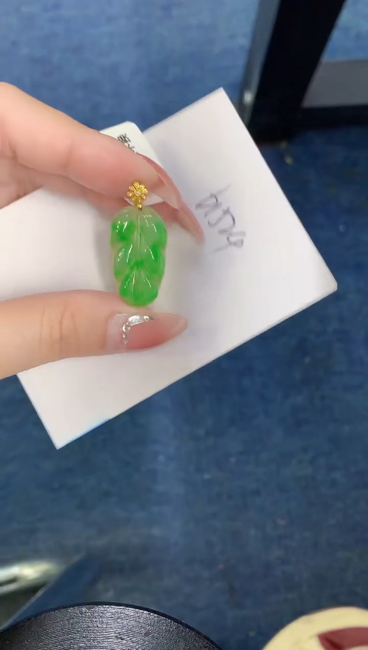 【闪购商品】翡翠颈饰18K金镶嵌000000000