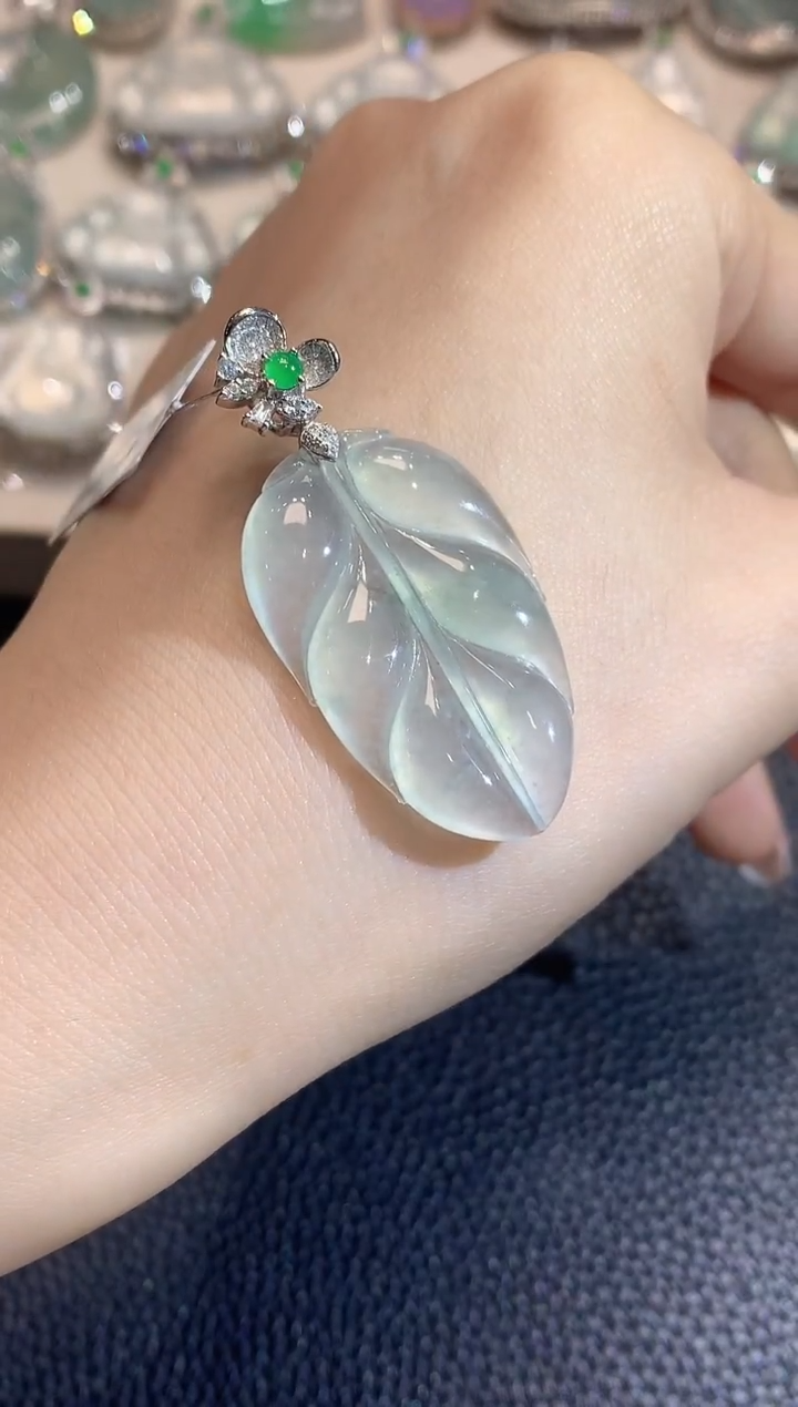 吊坠(不含链)18K金镶嵌翡翠A32翡翠