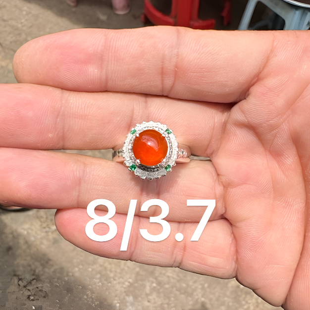 0803(小哪吒在源头)高冰种翡翠正圆红翡戒面干净肉细荧光足M30