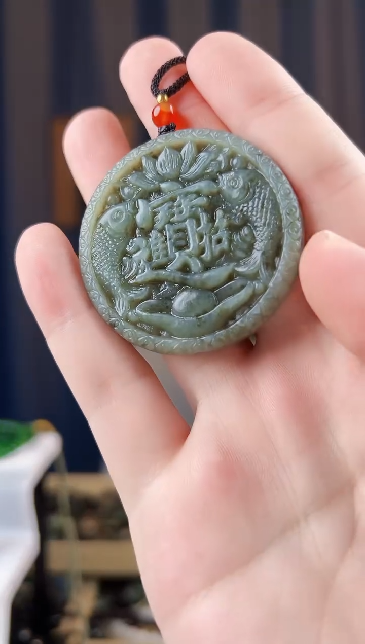 颈饰未镶嵌和田玉拍一发一，多样性发货