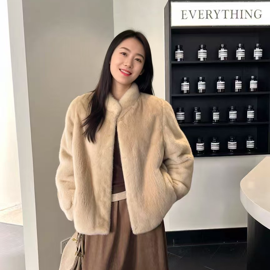 人造皮草 海宁新款女冬季立领加厚环保公主绍毛毛外套短款上衣M02