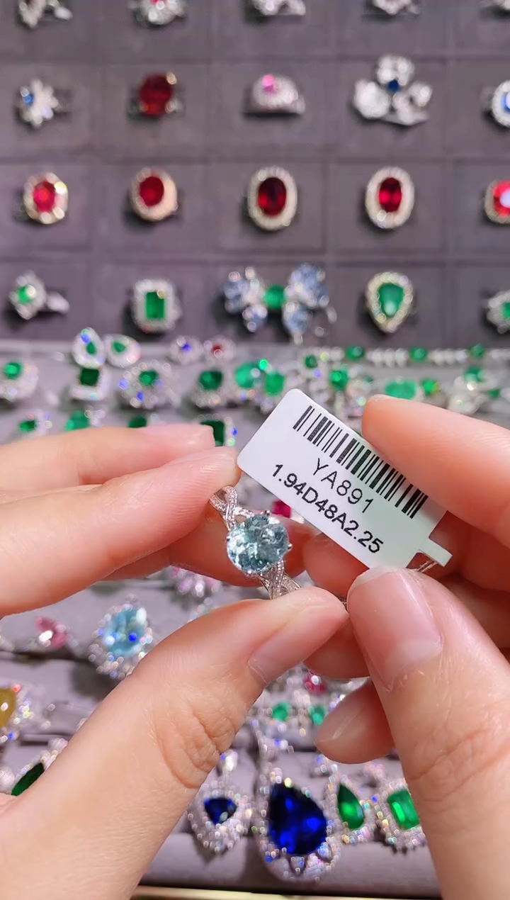 【闪购商品】海蓝宝石戒指18K金镶嵌1