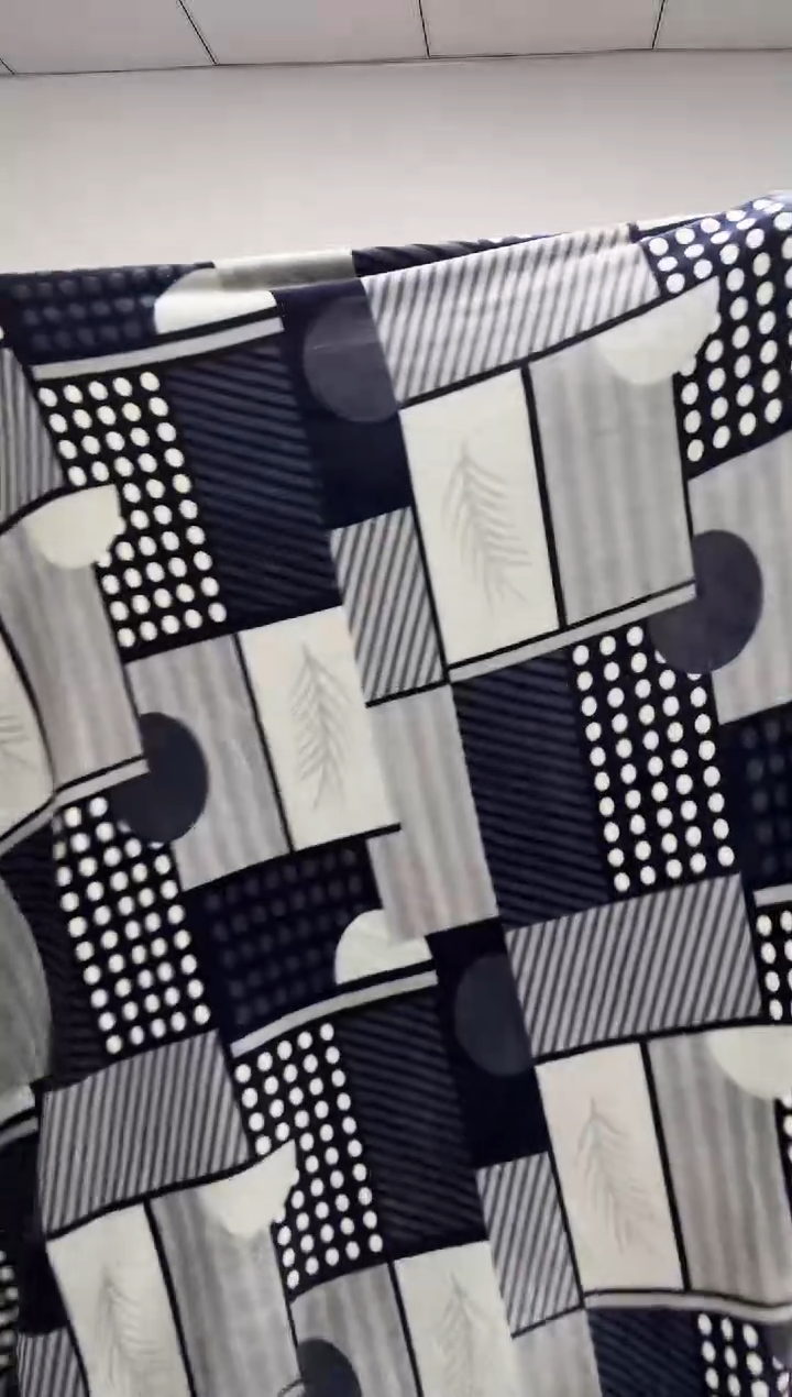 法兰绒3.5x2.3材质面料尺寸以主播介绍为准