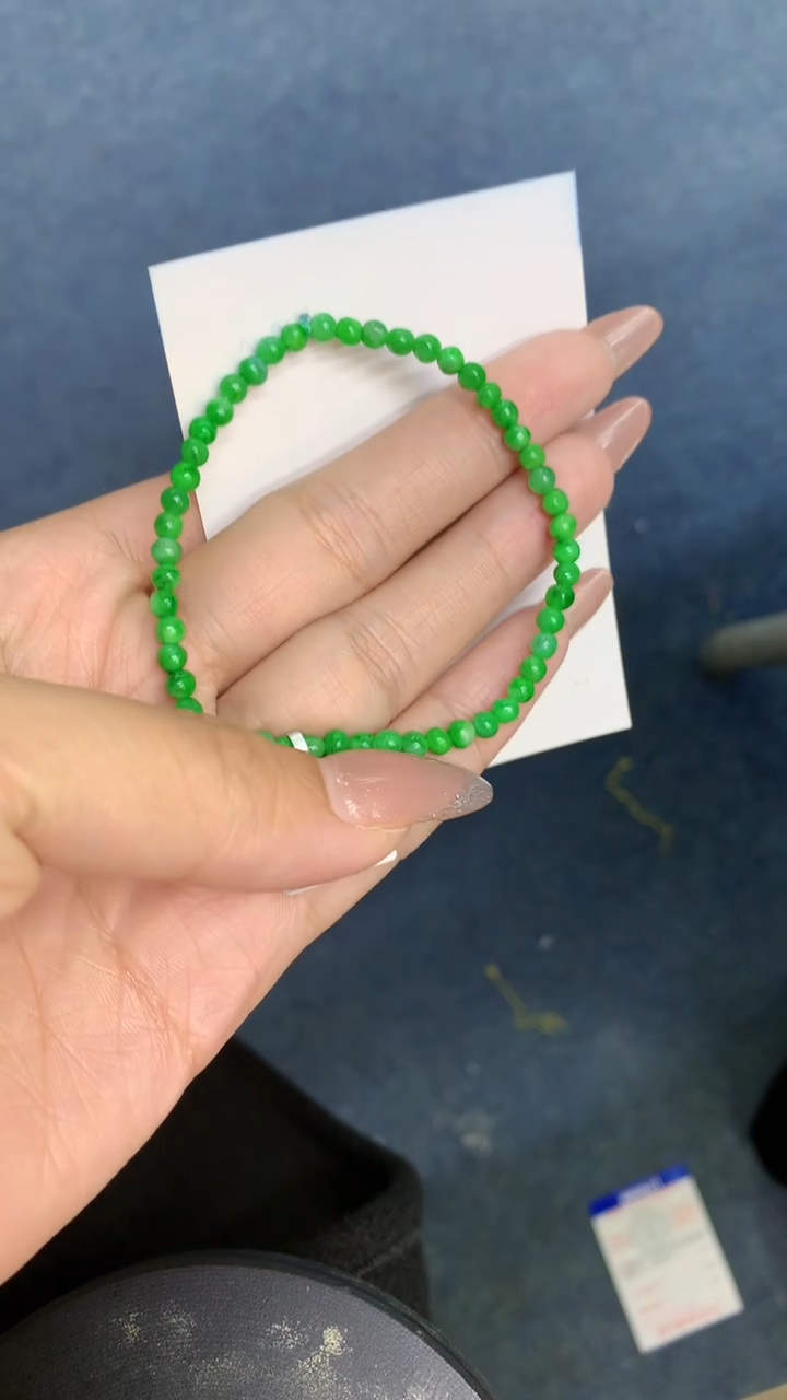 颈饰未镶嵌翡翠1