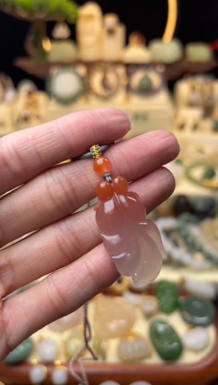 【闪购商品】南红玛瑙挂件未镶嵌福利