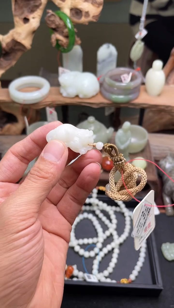 和田玉未镶嵌吊坠新疆米达 貔貅9008209