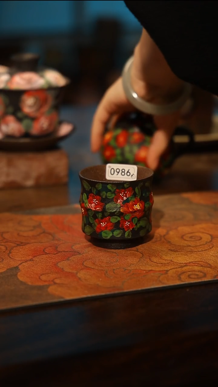 陶瓷景德镇高温釉下彩手工手绘款式@A0986@