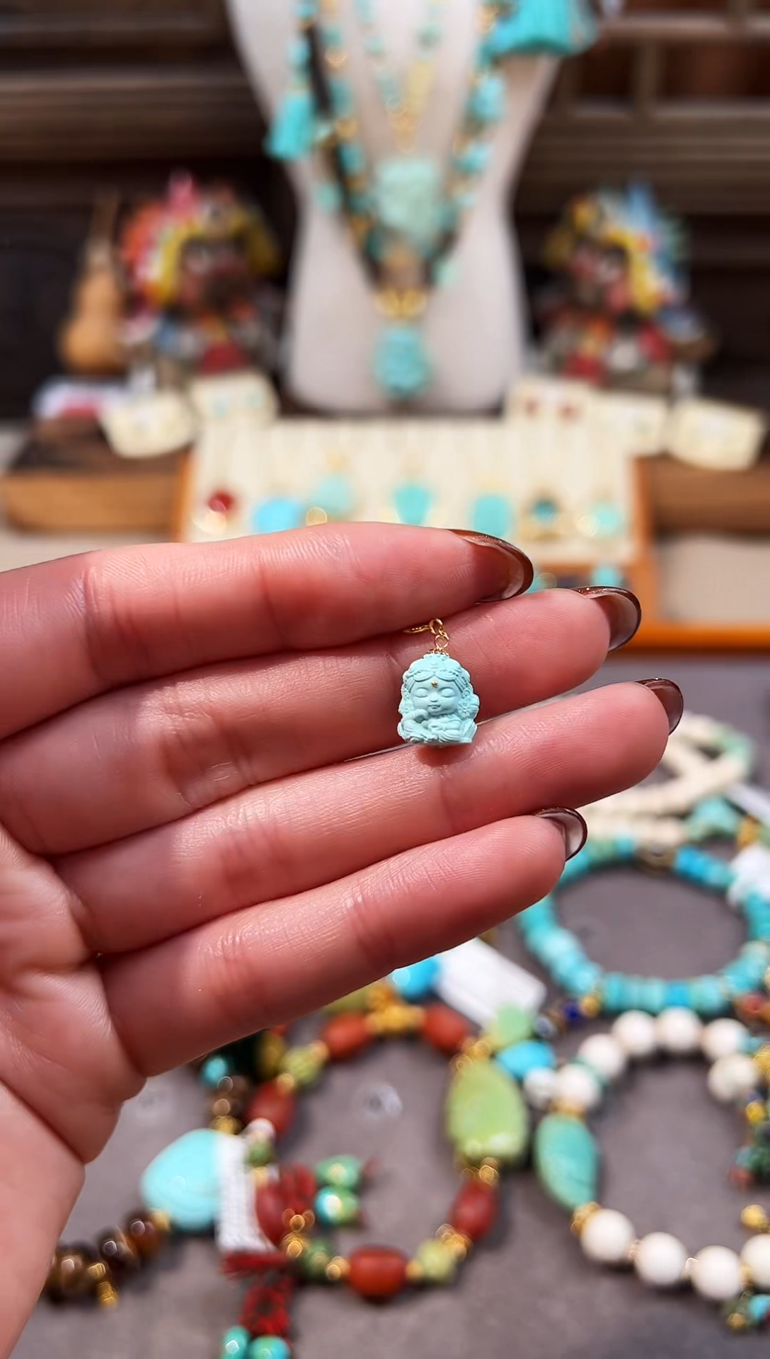 18K金镶嵌绿松石提溜度母