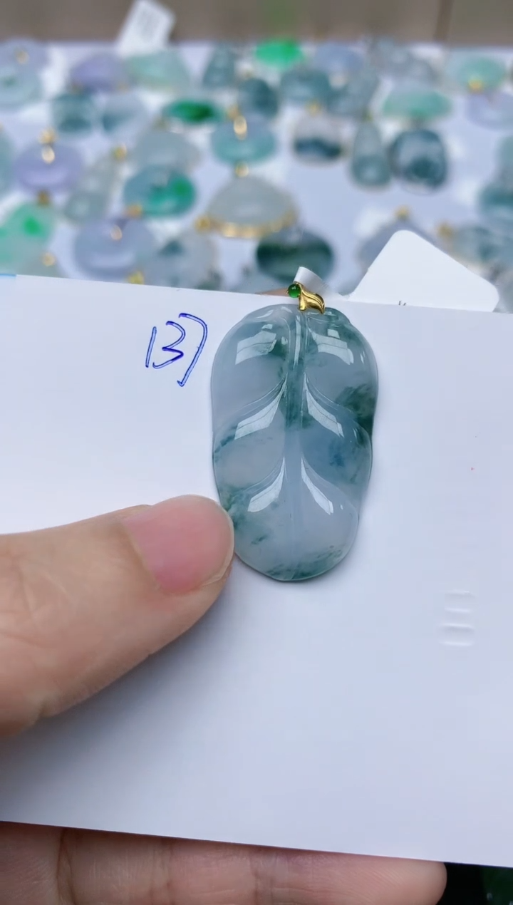 【闪购商品】翡翠颈饰18K金镶嵌天然翡翠A货    137