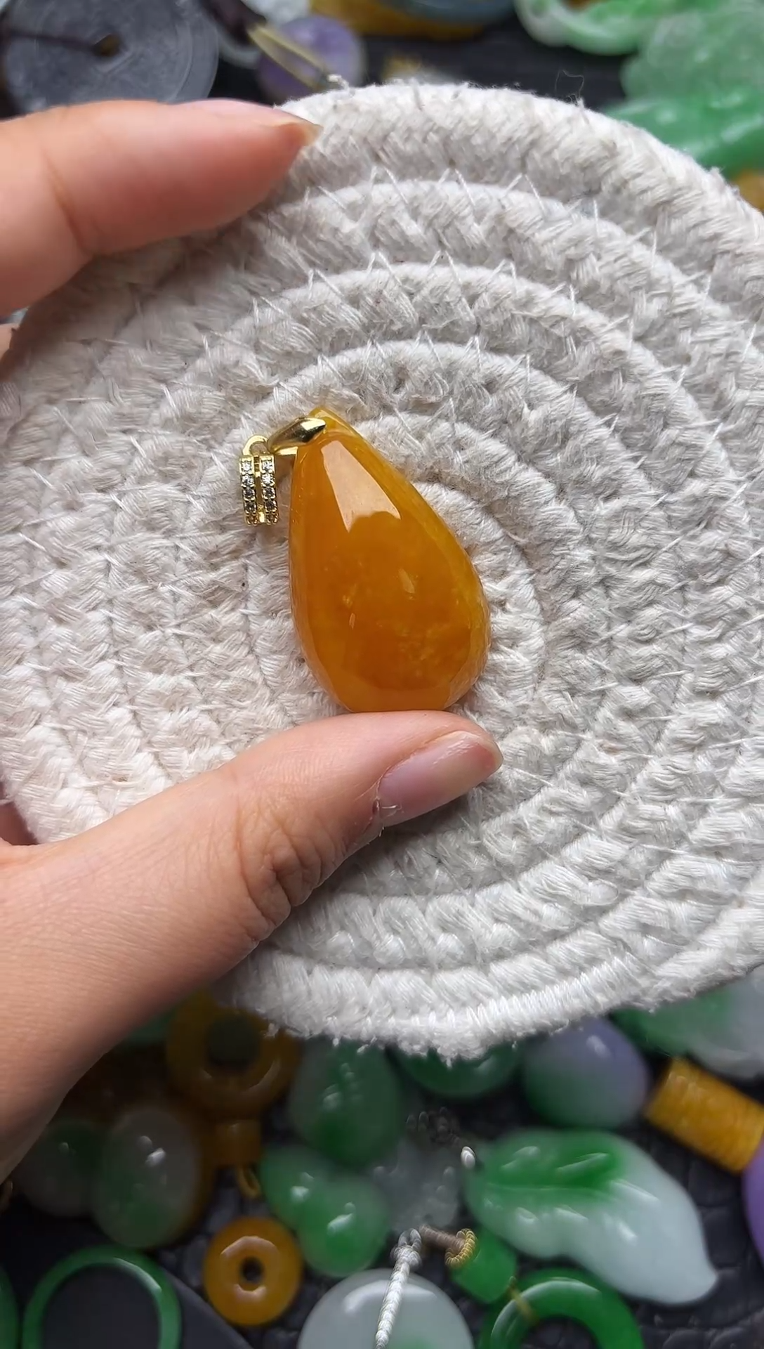 颈饰未镶嵌翡翠缅甸翡翠吊坠