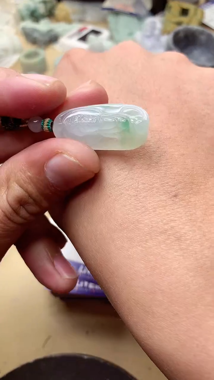 【闪购商品】定制翡翠未镶嵌挂件