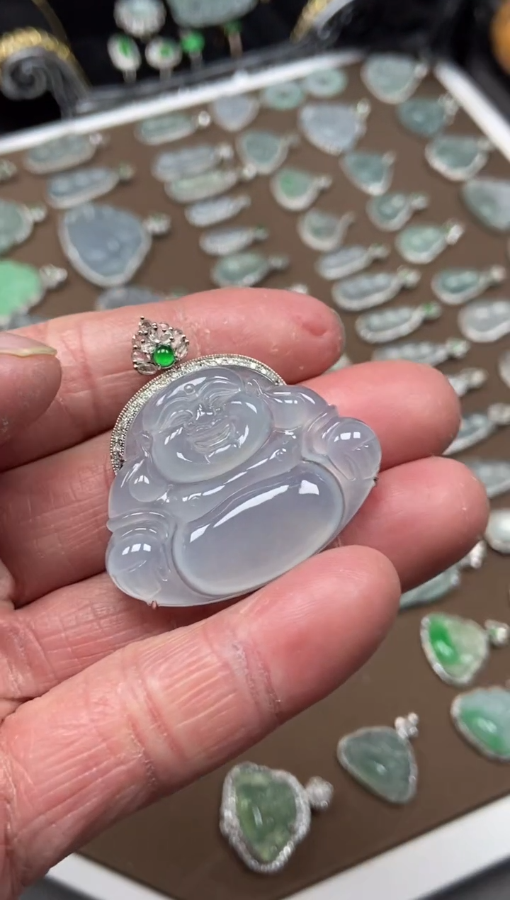 【闪购商品】翡翠吊坠(不含链)18K金镶嵌佛公