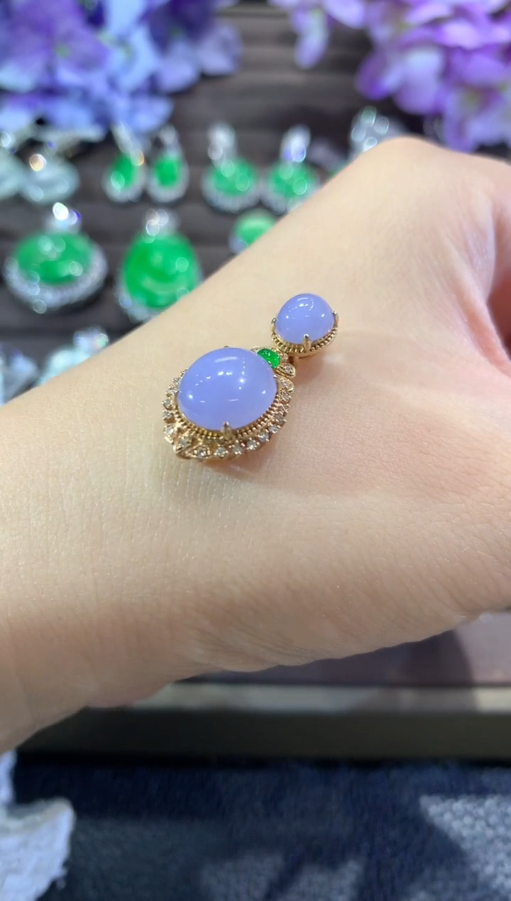 吊坠(不含链)18K金镶嵌翡翠D7紫货有一定色差