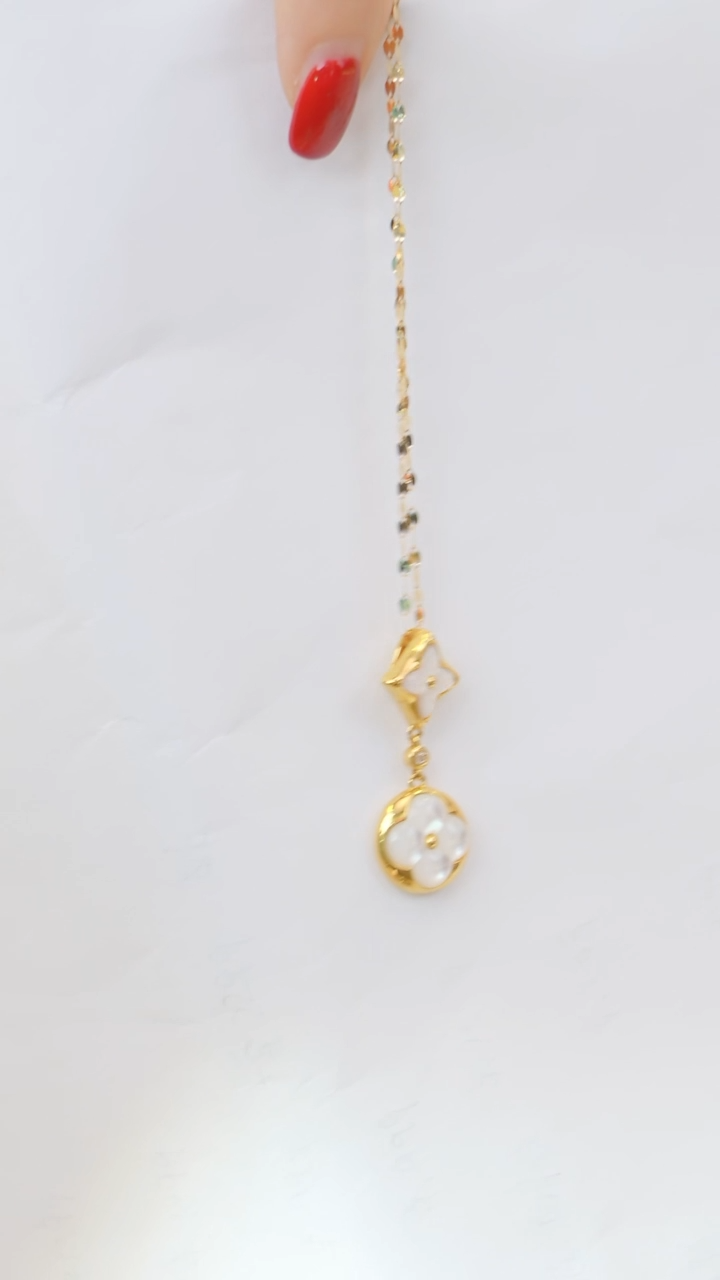 【闪购商品】贝壳（贝母）项链18K金镶嵌项链