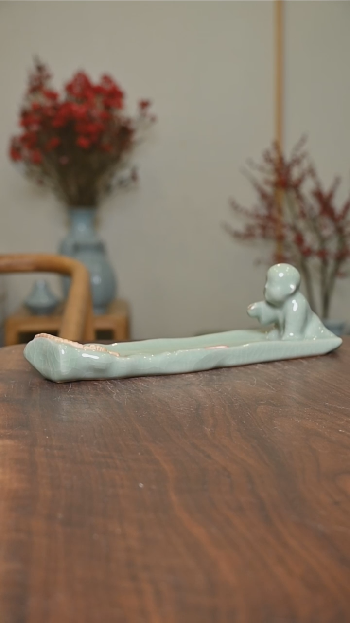 【闪购商品】其他微瑕豆绿釉朱家汝窑款竹报平安