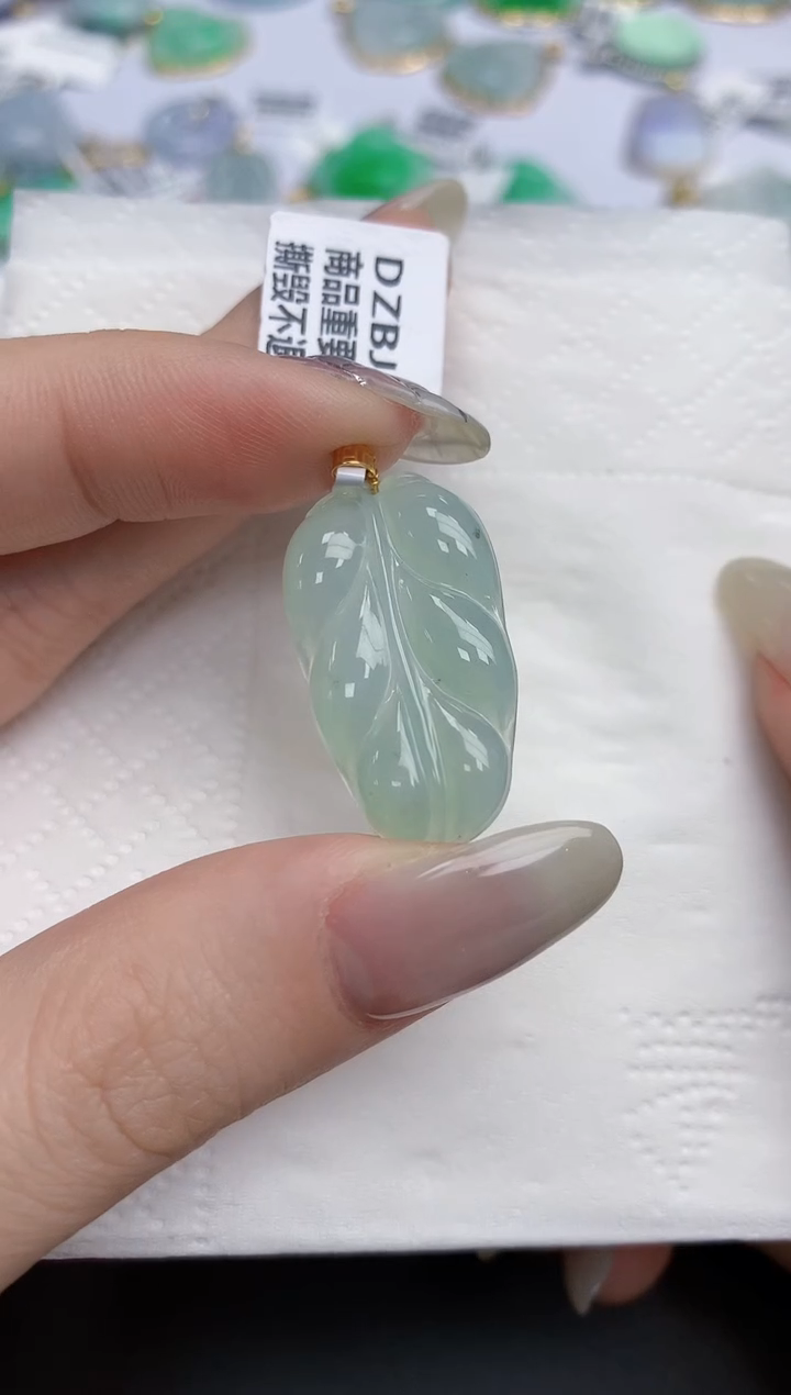 【闪购商品】翡翠颈饰18K金镶嵌天然缅甸翡翠A货