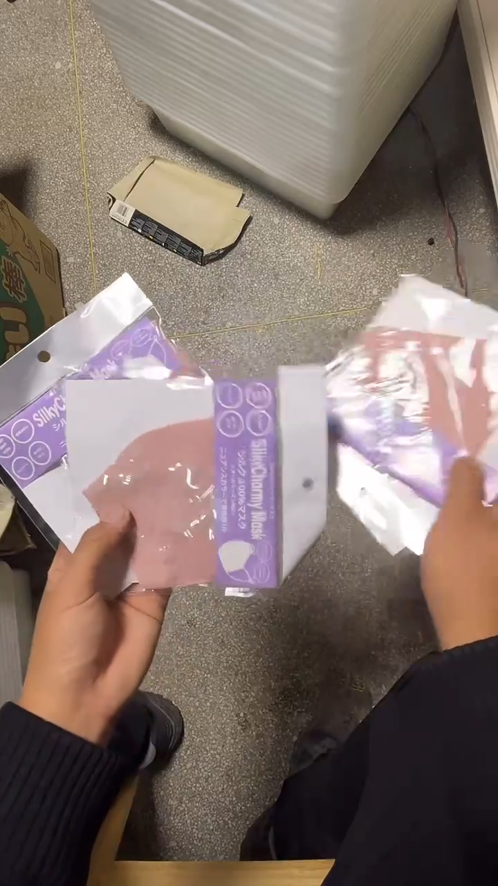 01?**?二手商品不退不换