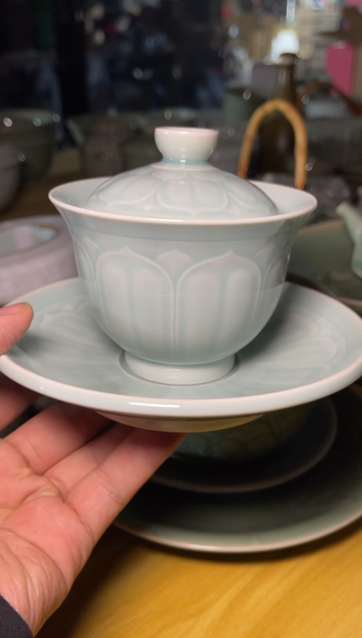 瑕疵 天青釉 步步生莲大盖碗1套 180ml