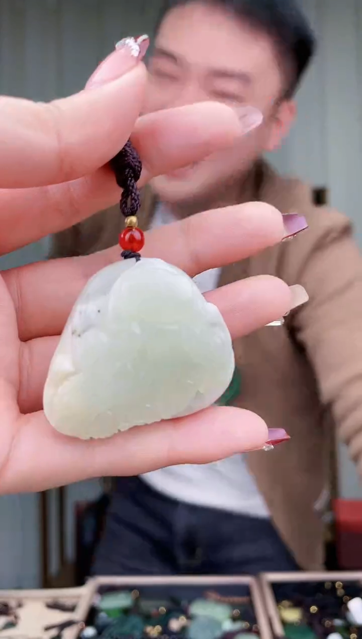 【闪购商品】和田玉挂件未镶嵌拍一发一多样性发货