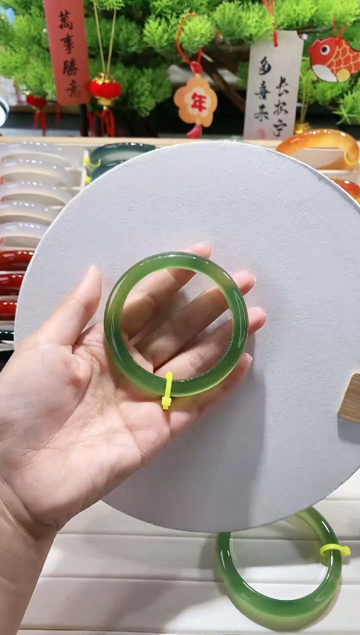 【闪购商品】玛瑙/玉髓手镯未镶嵌3-569