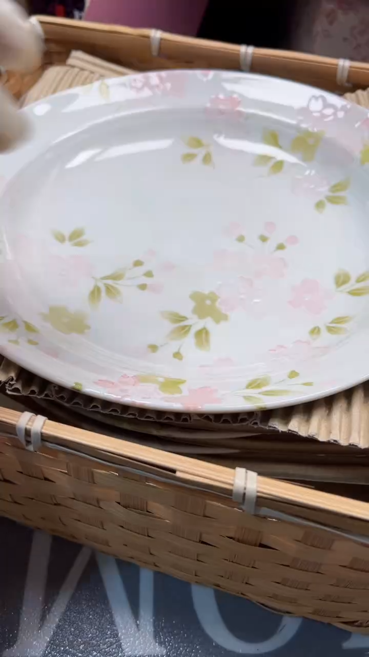 瓷片陶瓷如图所示周边