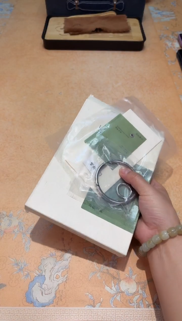 瓷片718************云端