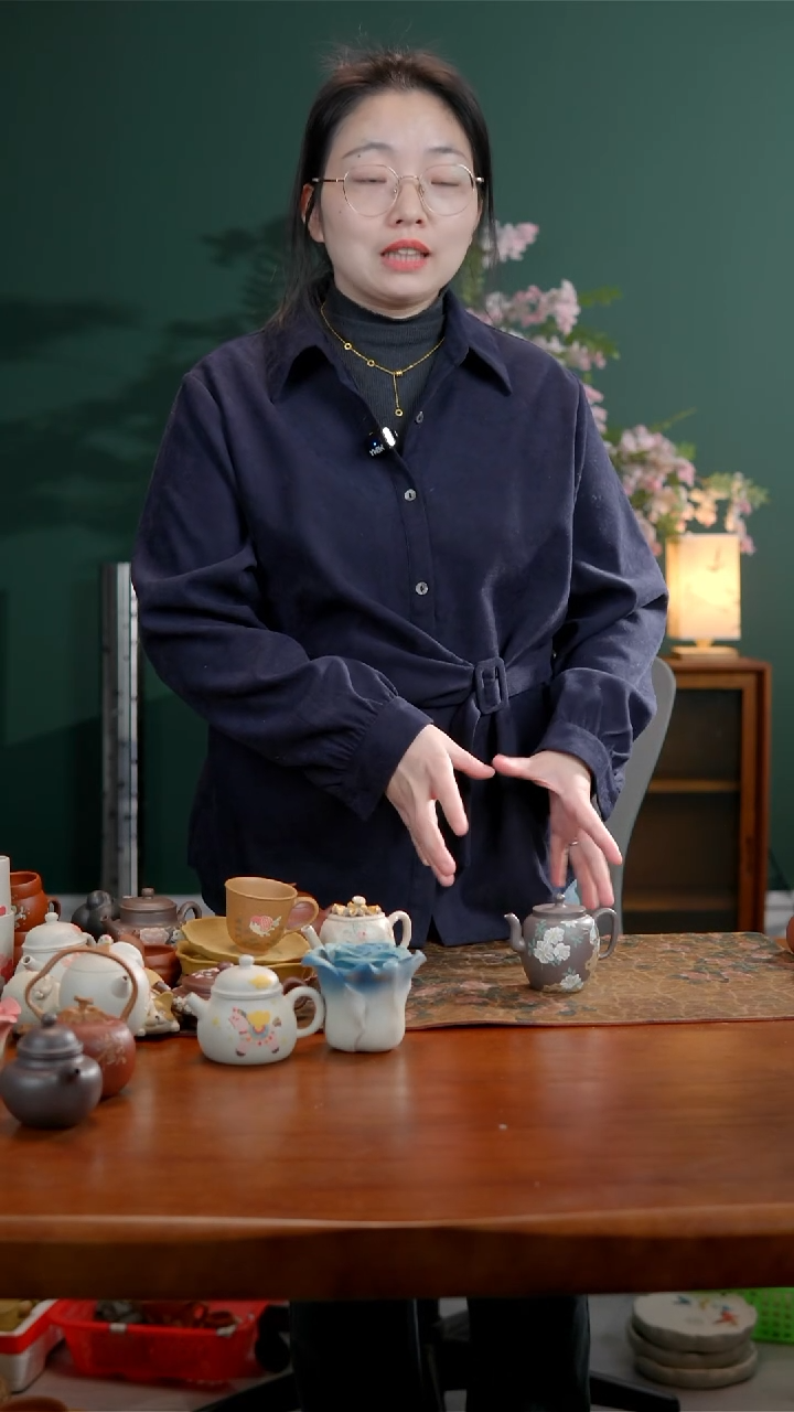 茶壶紫砂j****a加金天青太湖石花鸟壶