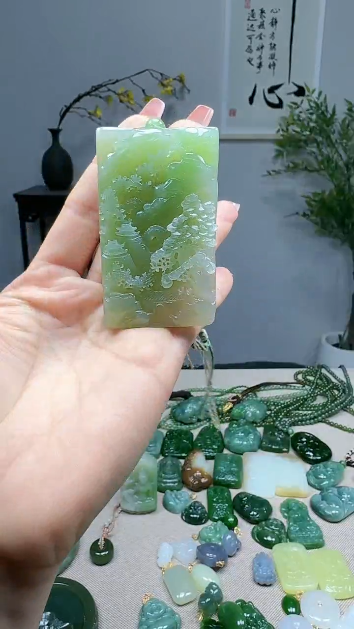 未镶嵌和田玉挂件1