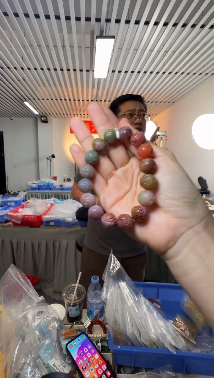 未镶嵌手串玛瑙/玉髓盐源玛瑙凤凰牡丹单圈手串12mm