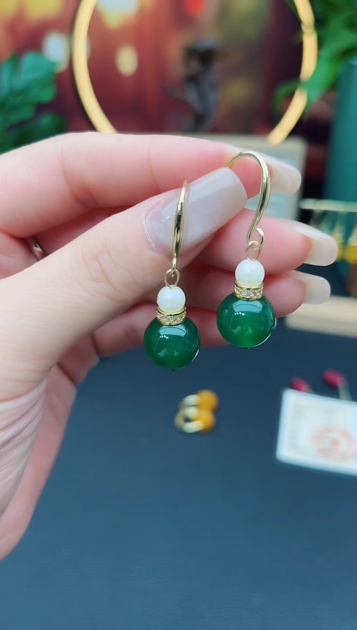 玛瑙/玉髓耳饰未镶嵌456000