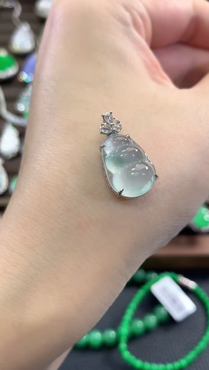 吊坠(不含链)18K金镶嵌翡翠b90   