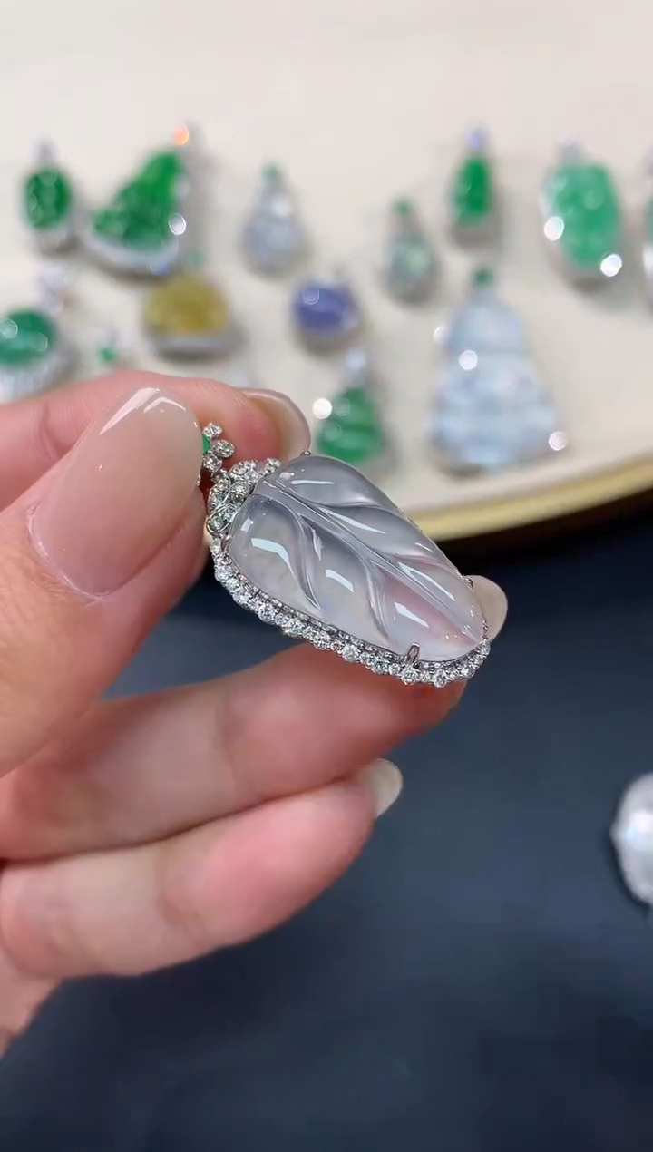 【闪购商品】翡翠吊坠(不含链)18K金镶嵌A531|7980