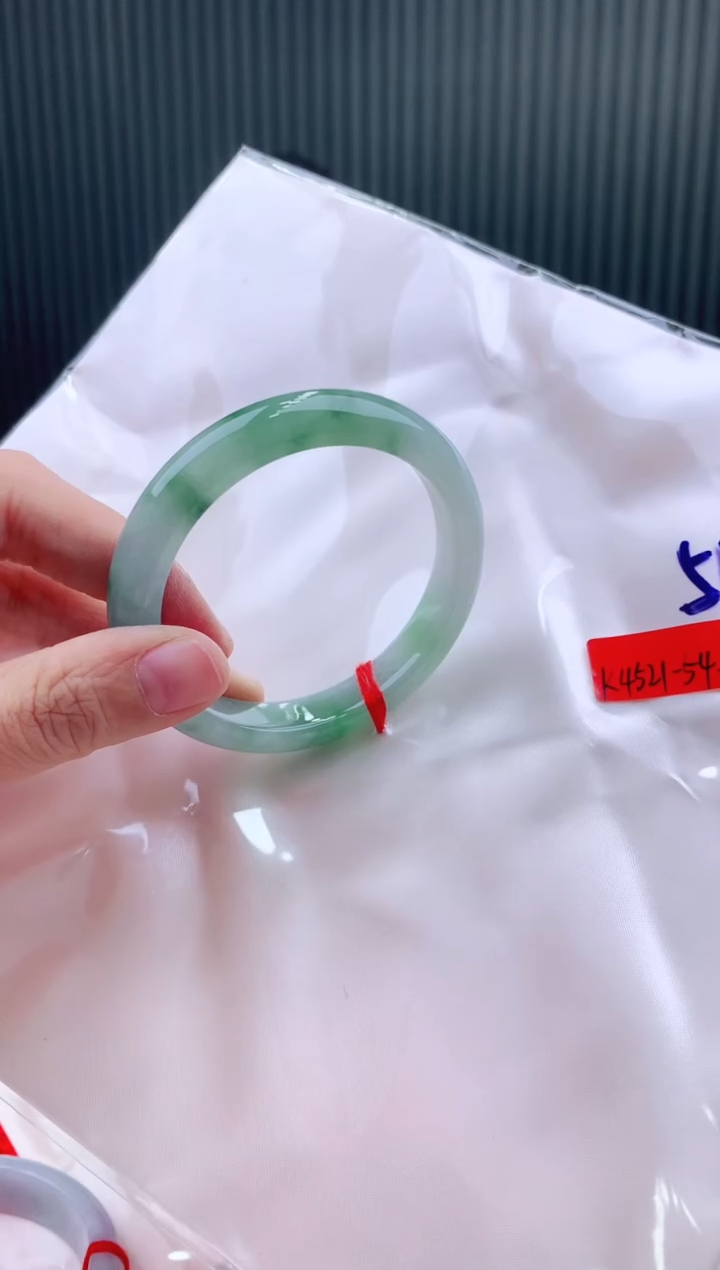 未镶嵌手镯翡翠54