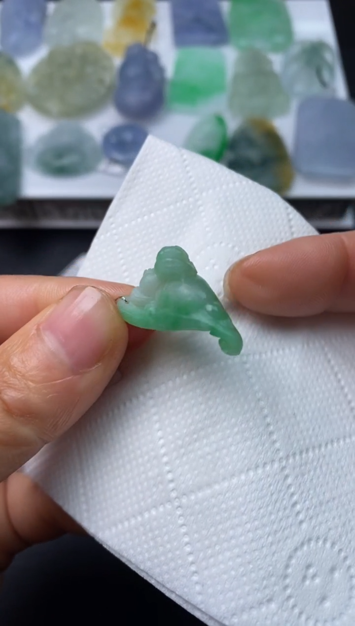 【闪购商品】定制翡翠未镶嵌翡翠毛货~