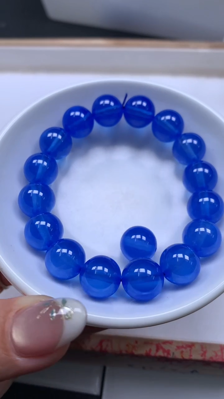 未镶嵌散珠红宝石B2136 蓝宝石12mm1个28.8元