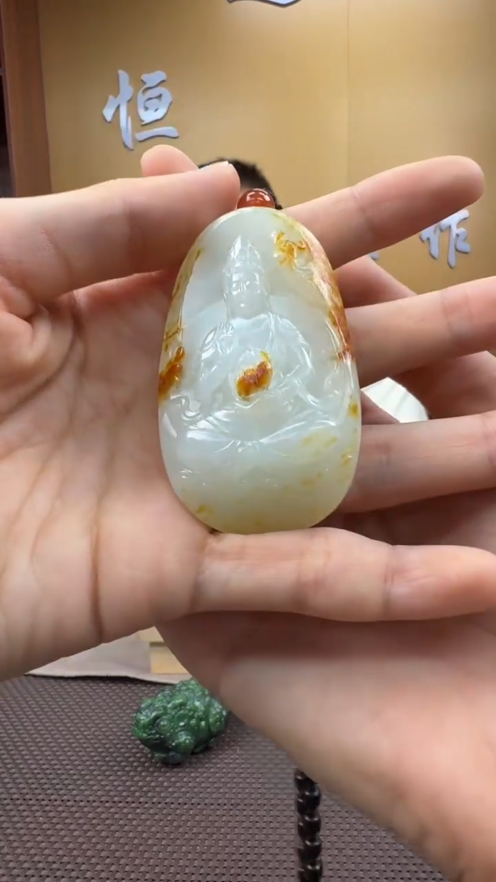 和田玉未镶嵌颈饰挂件观音