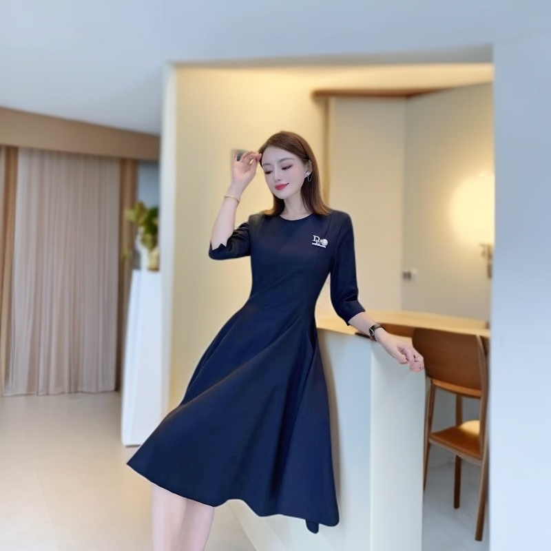 24178极简风修身显瘦女装Q秋季小个子遮肚连衣裙纯色