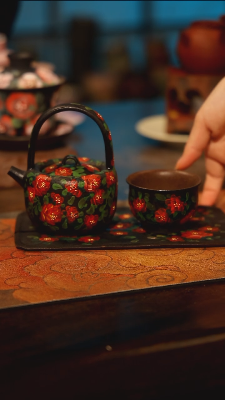 陶瓷景德镇高温釉下彩手工手绘款式